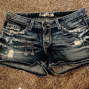 Denim BKE sz28 Shorts Never Worn super cute no stains or tears